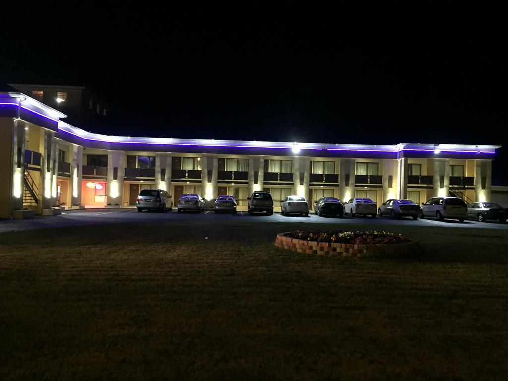 Scottish Inns Тонаванда Экстерьер фото